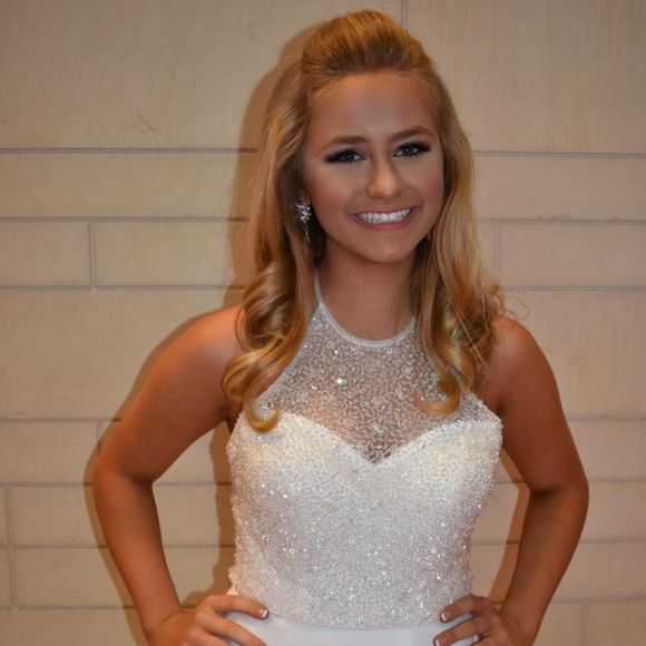 Meet your Posher, Kate - Picture 1 of 1